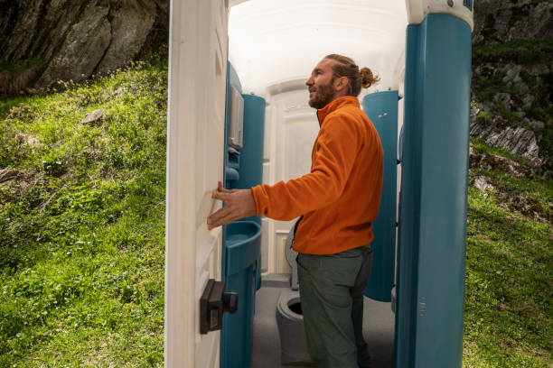 Best Sanitation services for porta potties  in South Holland, IL